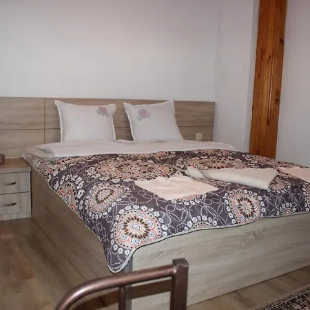 студио-ламбо *